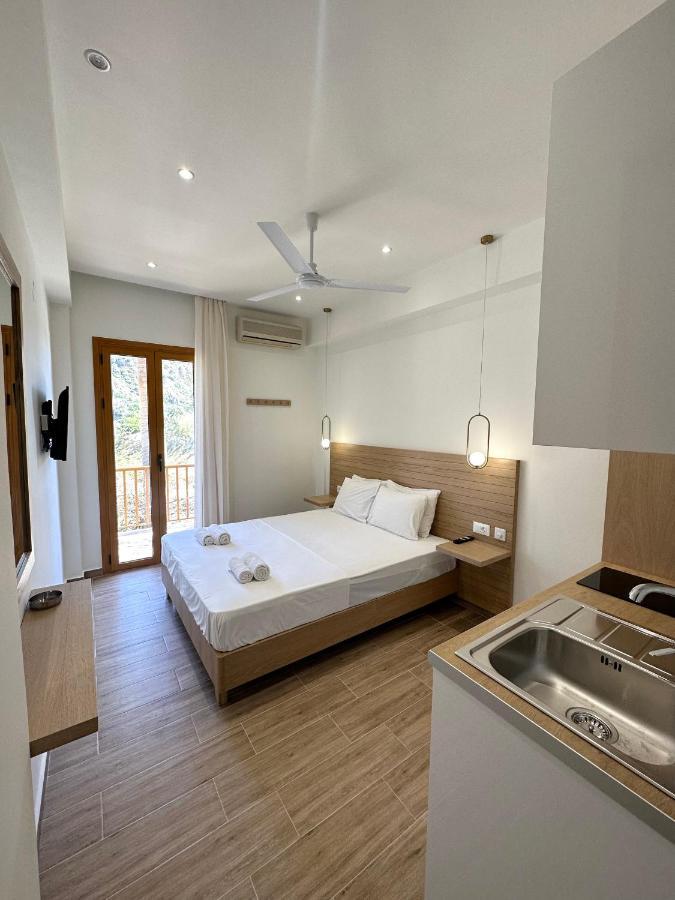 Lissos Rooms Суйя Экстерьер фото